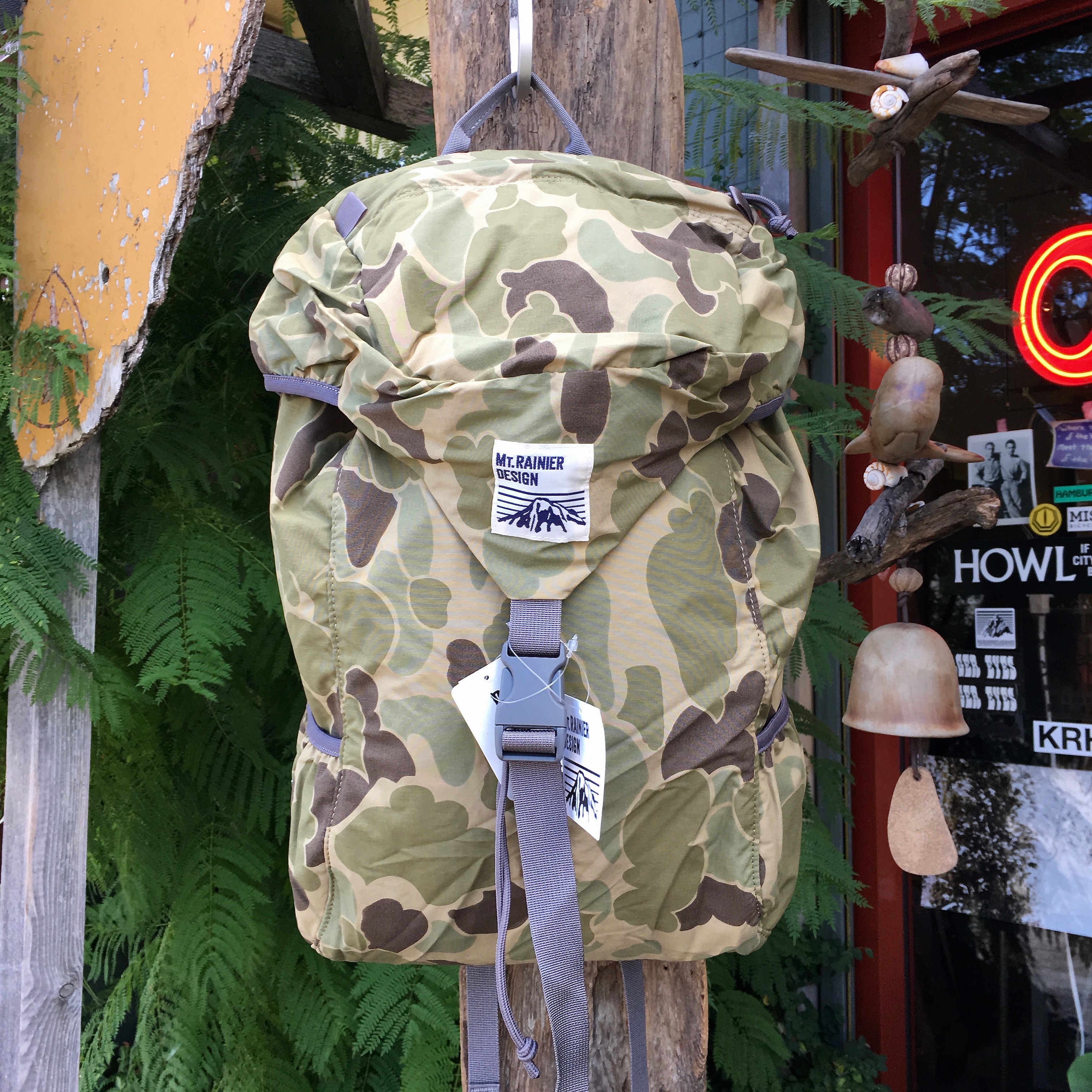 MT RAINIER DESIGN：ORIGINAL ATTACK PACK CAMO 