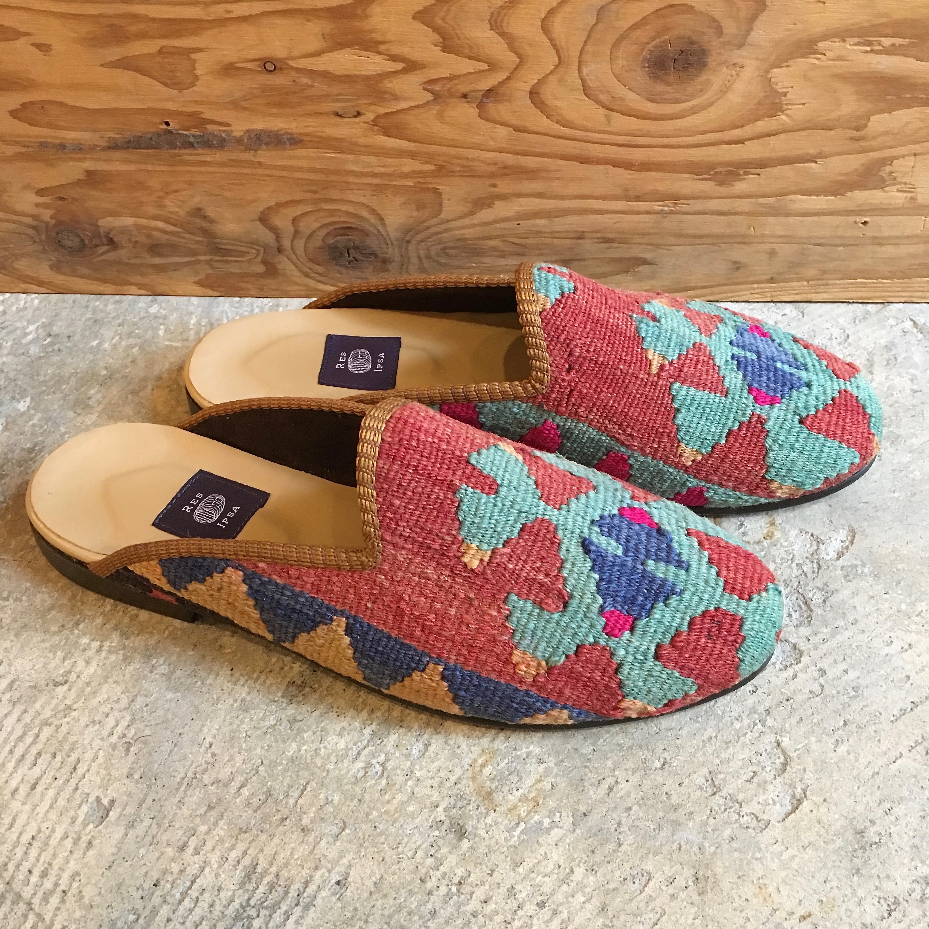 RES IPSA : VINTAGE KILIM MENS SLIPPER