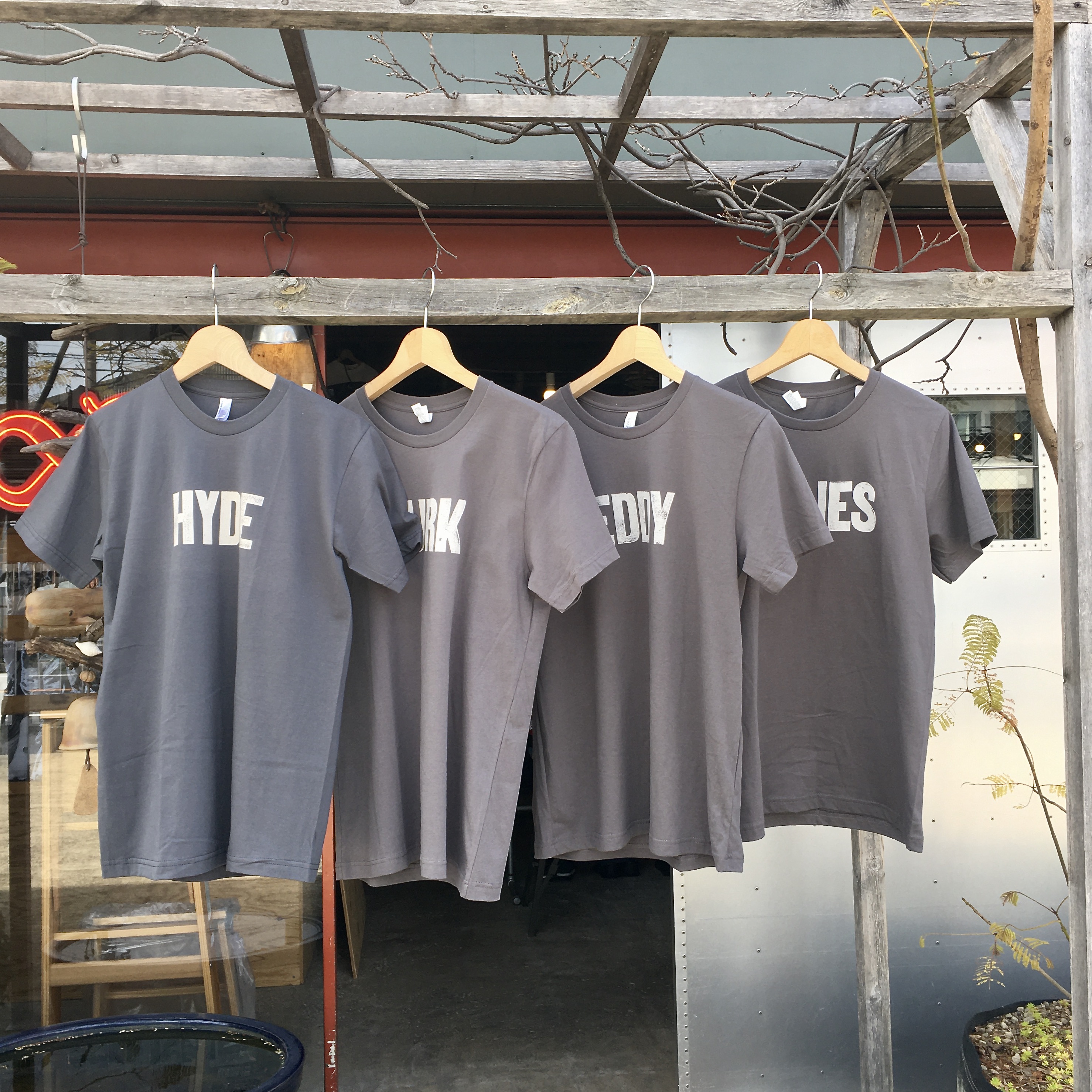 TENDERLOIN MUSEUM: STREET T-SHIRTS