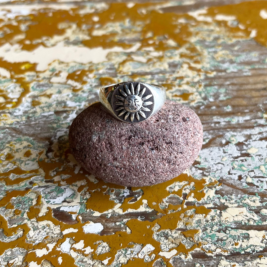 HOLLYWOOD RANCH MARKET : GR2 SUN RING