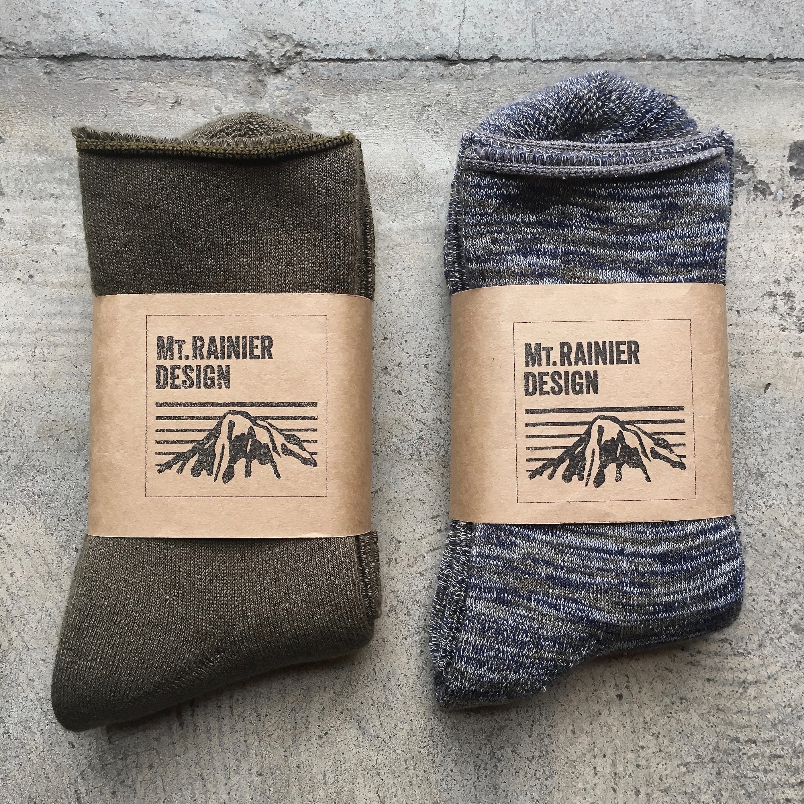 MT RAINIER DESIGN : MRD REVERSIBLE SOCKS REGULAR