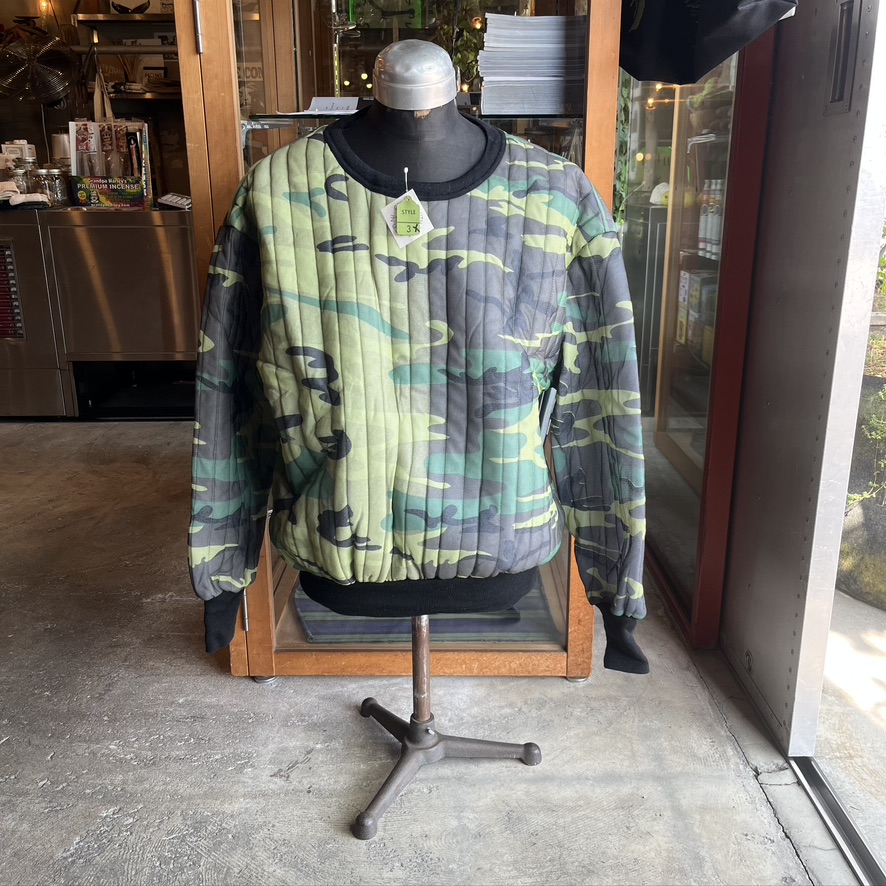DEADSTOCK 60’S CAMOUFLAGE QUILTING THERMAL TOPS