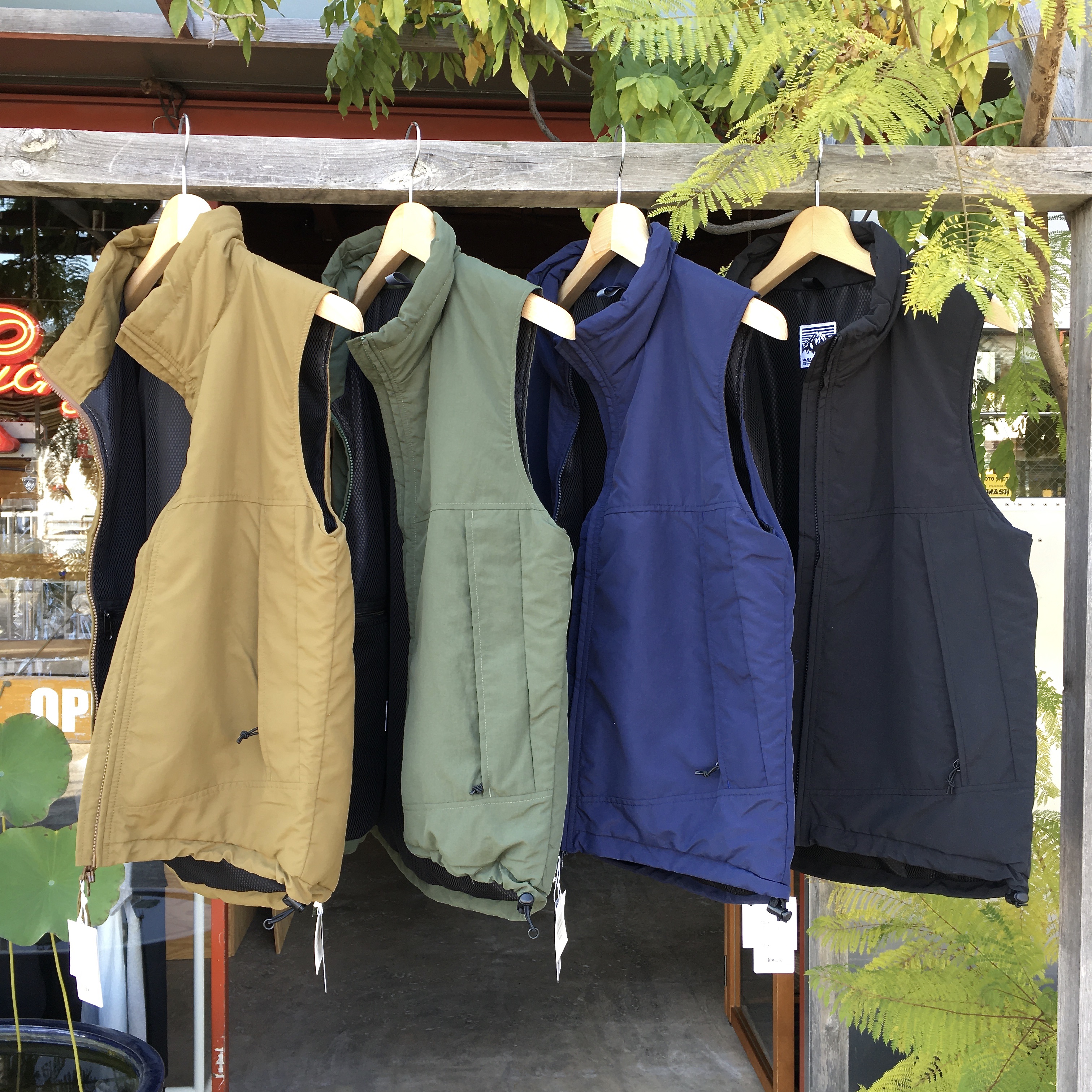 MT.RAINIER DESIGN:MRD MOUNTAIN THERMO THERMO VEST