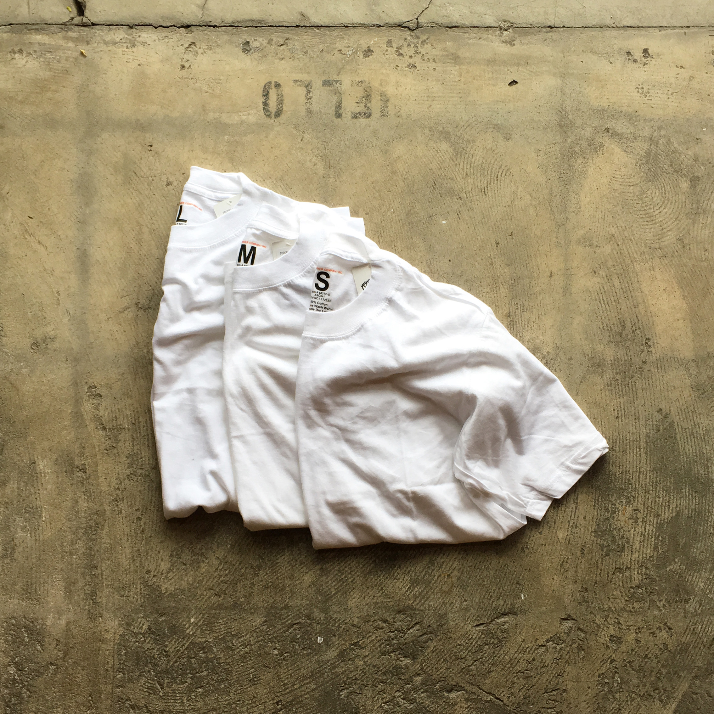 Bob Barker : 683TF TAG-FREE T-SHIRTS