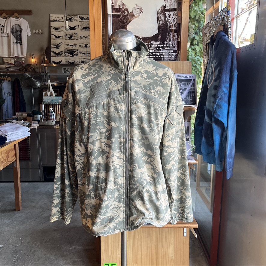 ADS : GEN III ECWCS WEATHER WIND JACKET