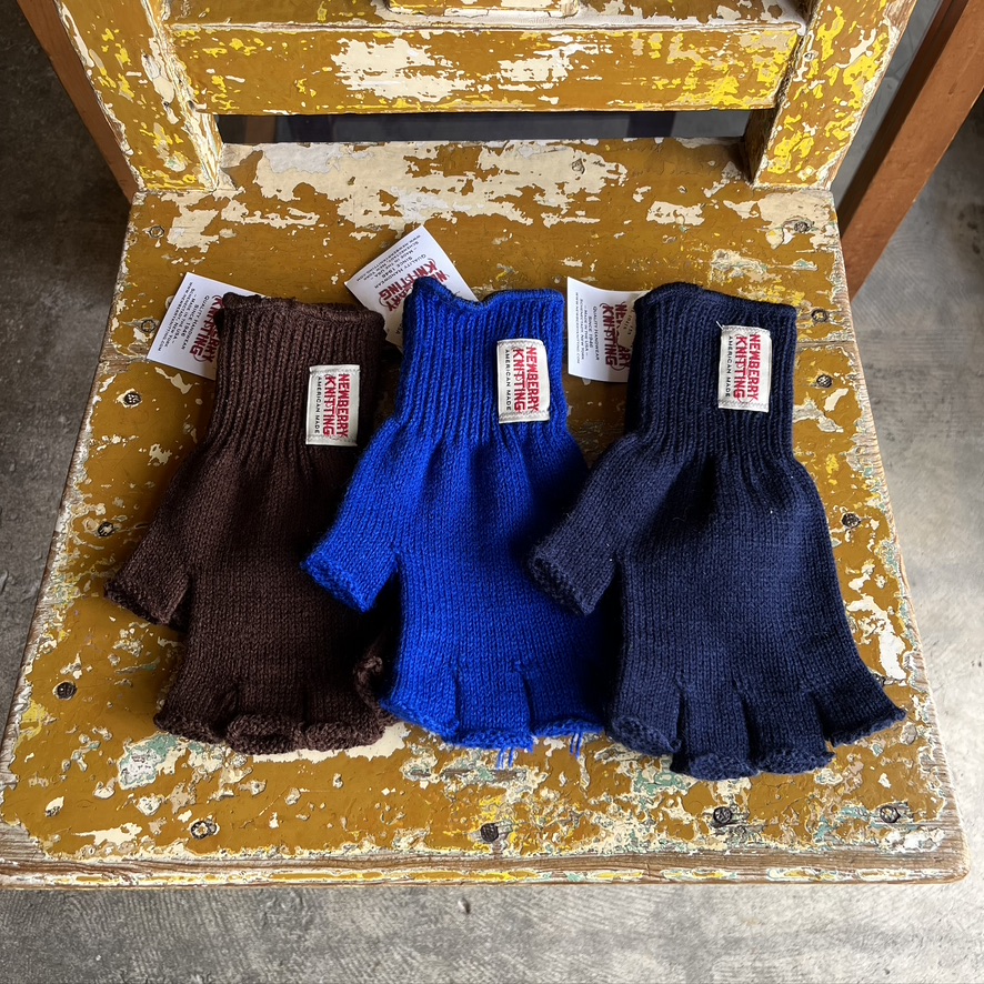 NEWBERRY KNITTING : Acrylic Fingerless Glove