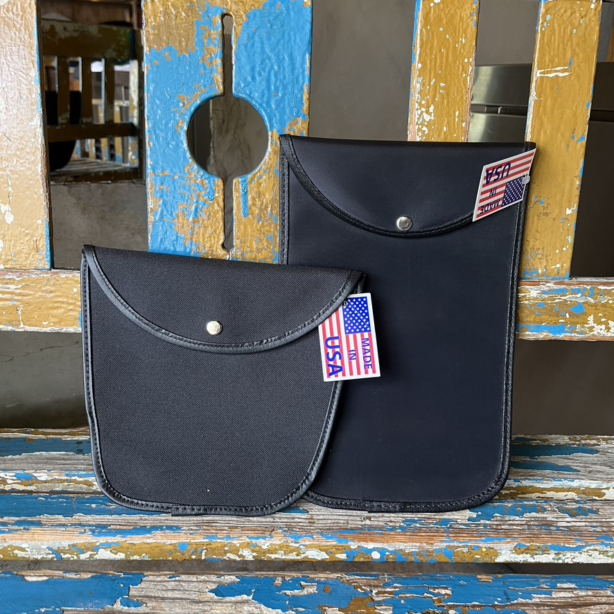 A.Rifkin : 6 COMPARTMENT COIN BAG