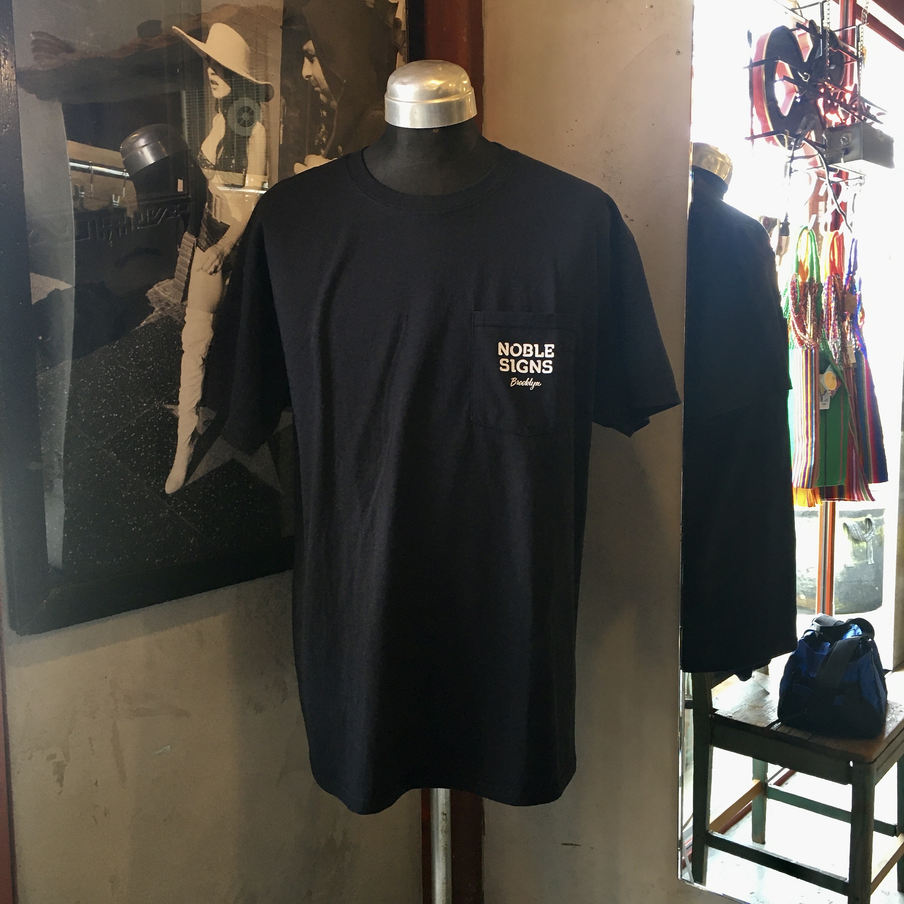 NOBLE SIGNS : FULLY INSURED POCKET TEE