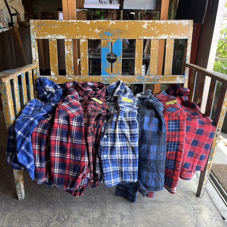 VINTAGE PRINT FLANNEL SHIRT WHITE BUTTON
