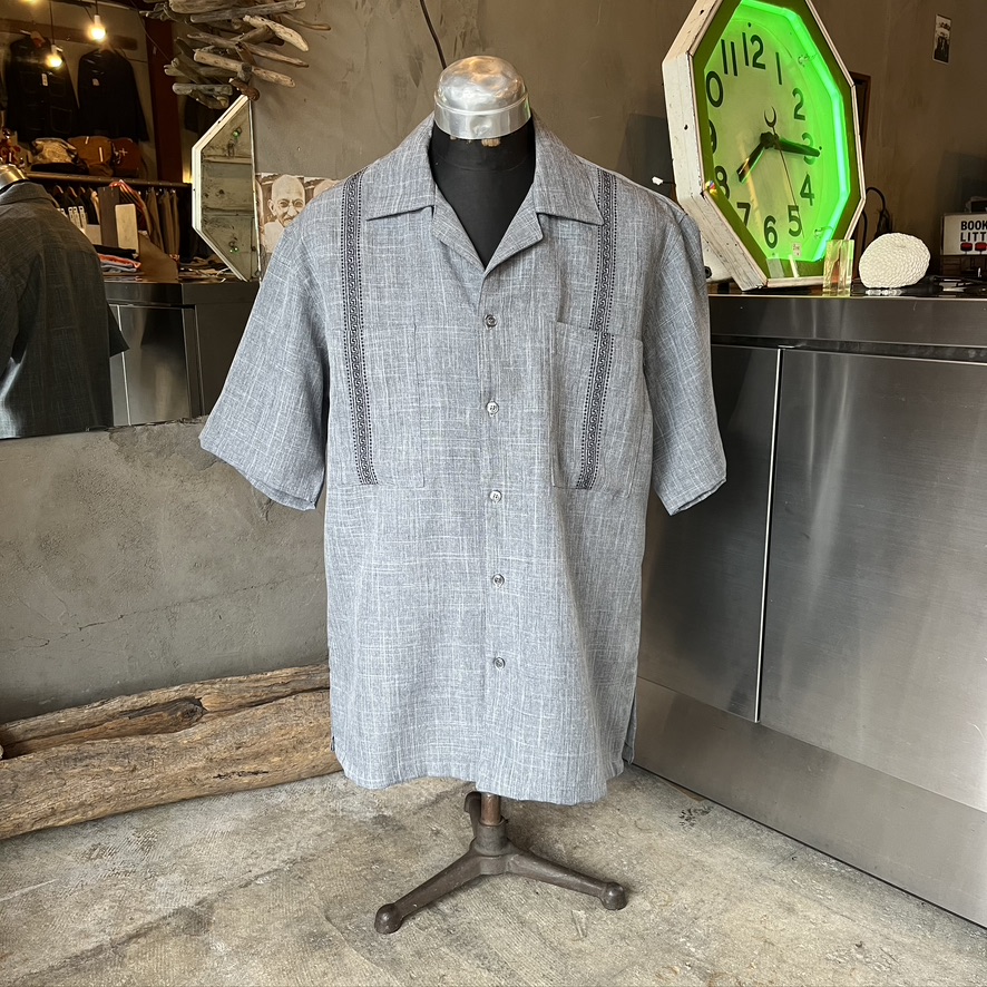 D’Accord : Cuban Collar Retro Guayabera Shirt