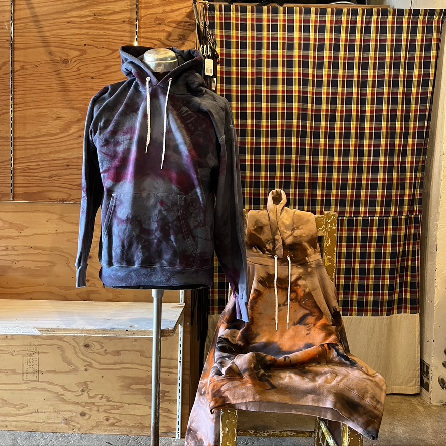 CROW TIPI TIE-DYE :LIQUID INFUSION HOODIE