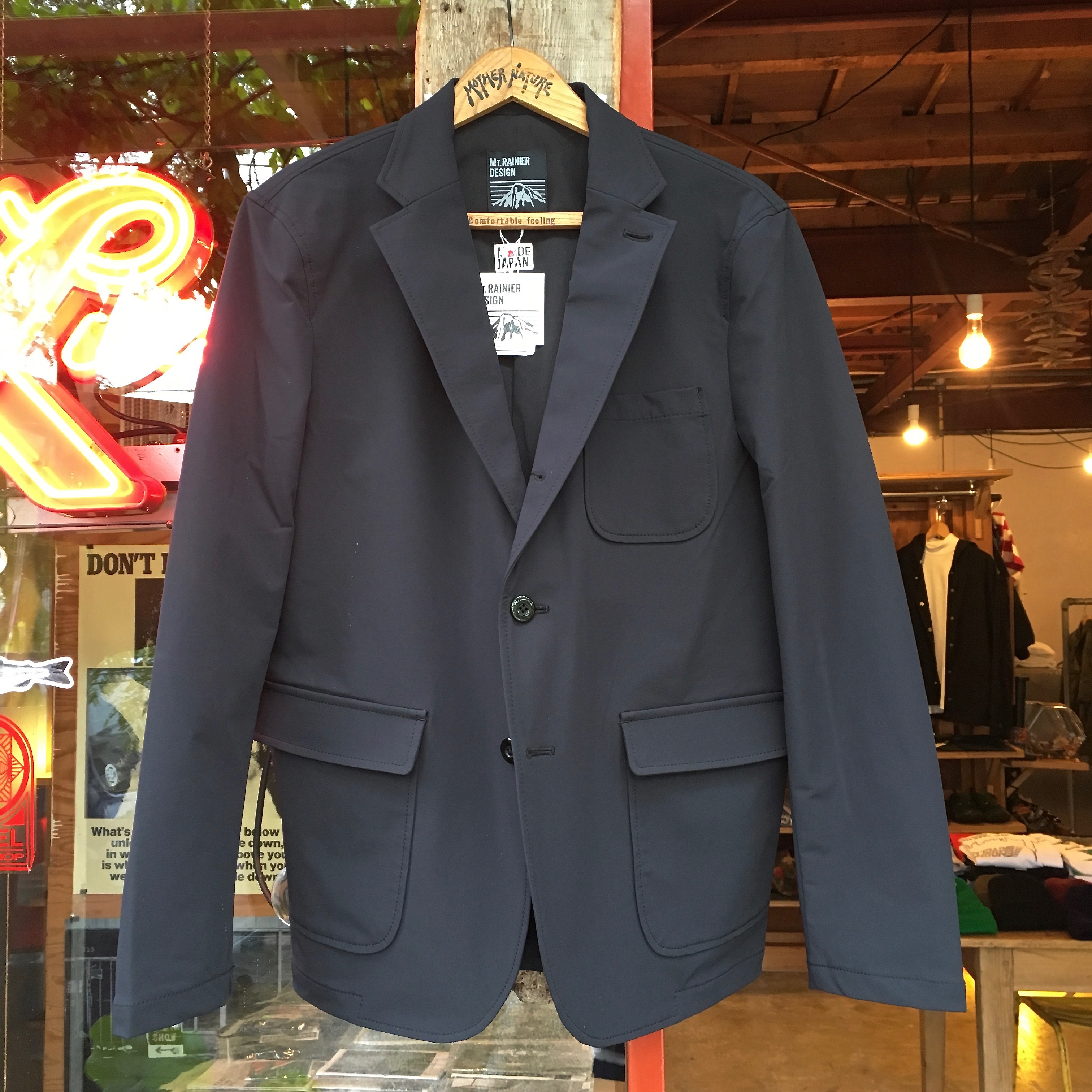 MT RAINIER DESIGN : 360° STRETCH 3BOTTON JACKET