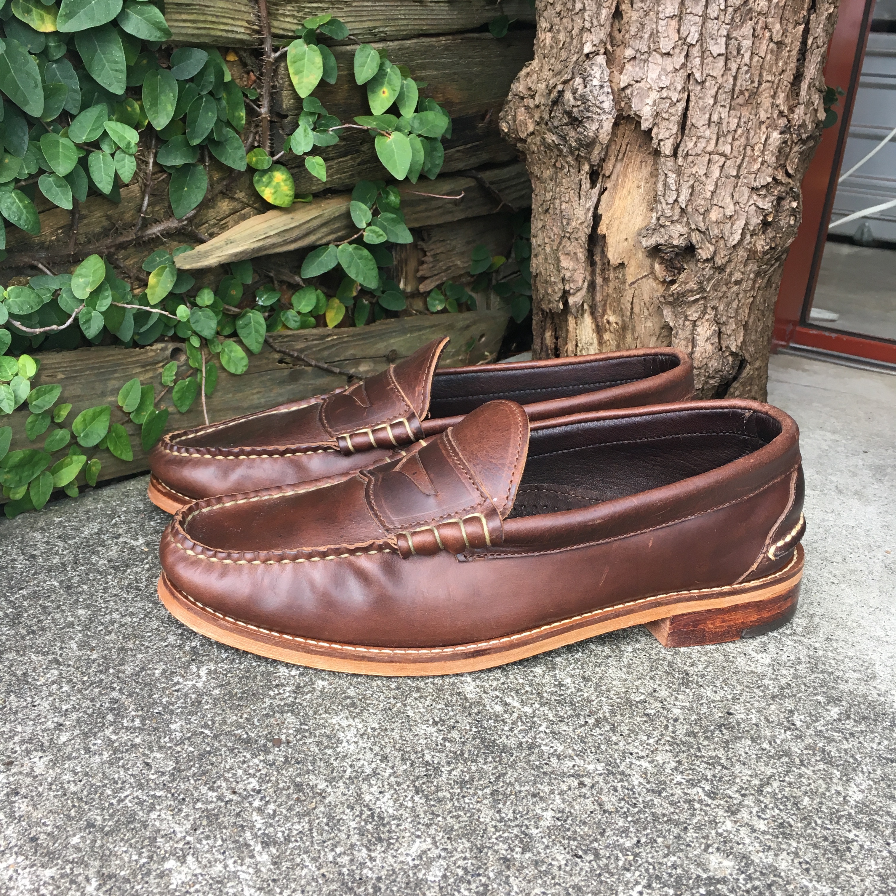 Main Mountain Moccasin : Beefroll Penny Loafer