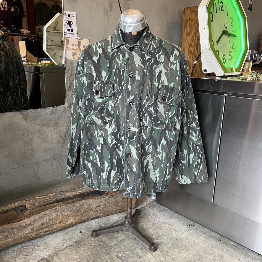 VINTAGE HUNTING CAMO JACKET
