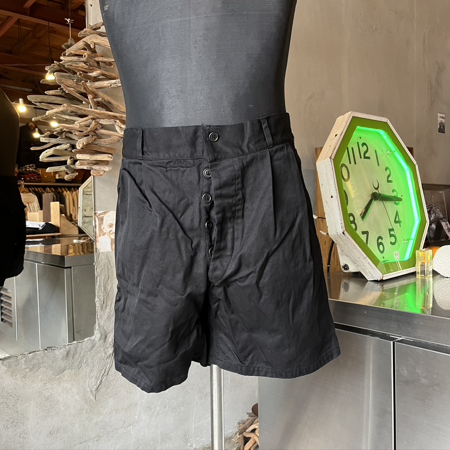 DEADSTOCK ITALIAN ARMY 70’S 2PLEATS CHINO SHORTS(B