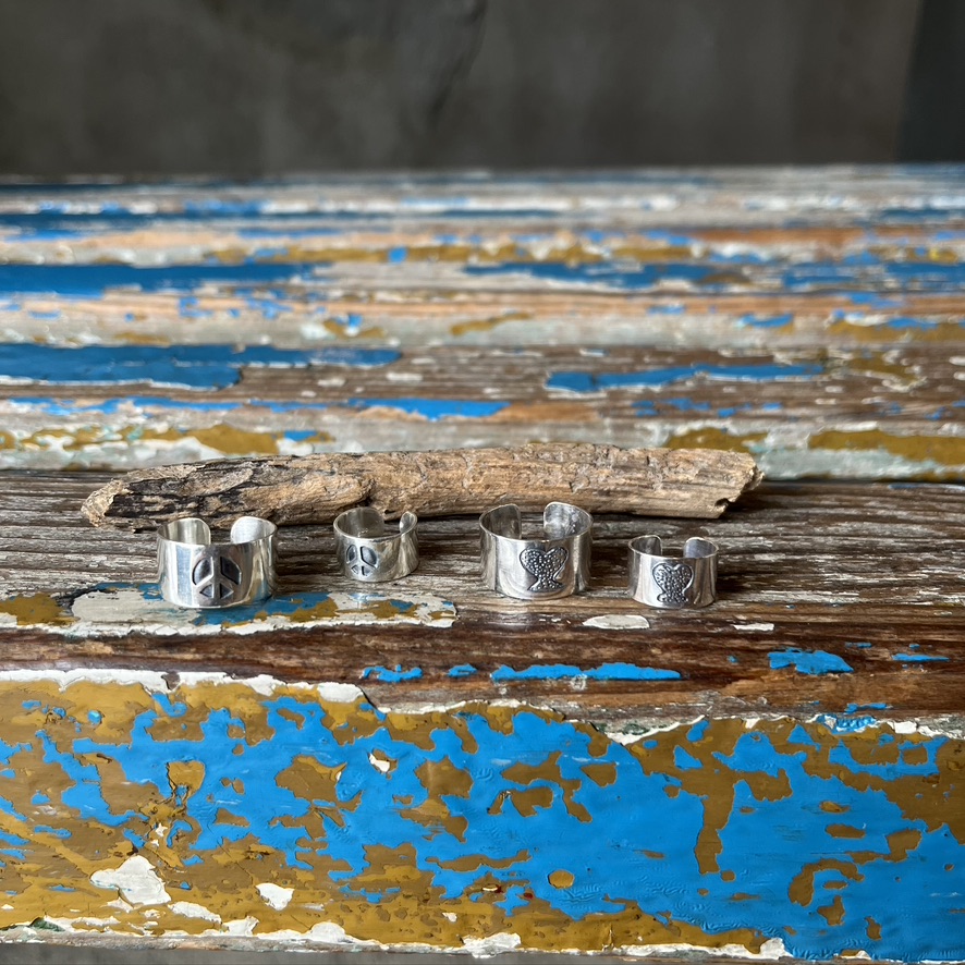 HOLLYWOOD RANCH MARKET : TOE RING