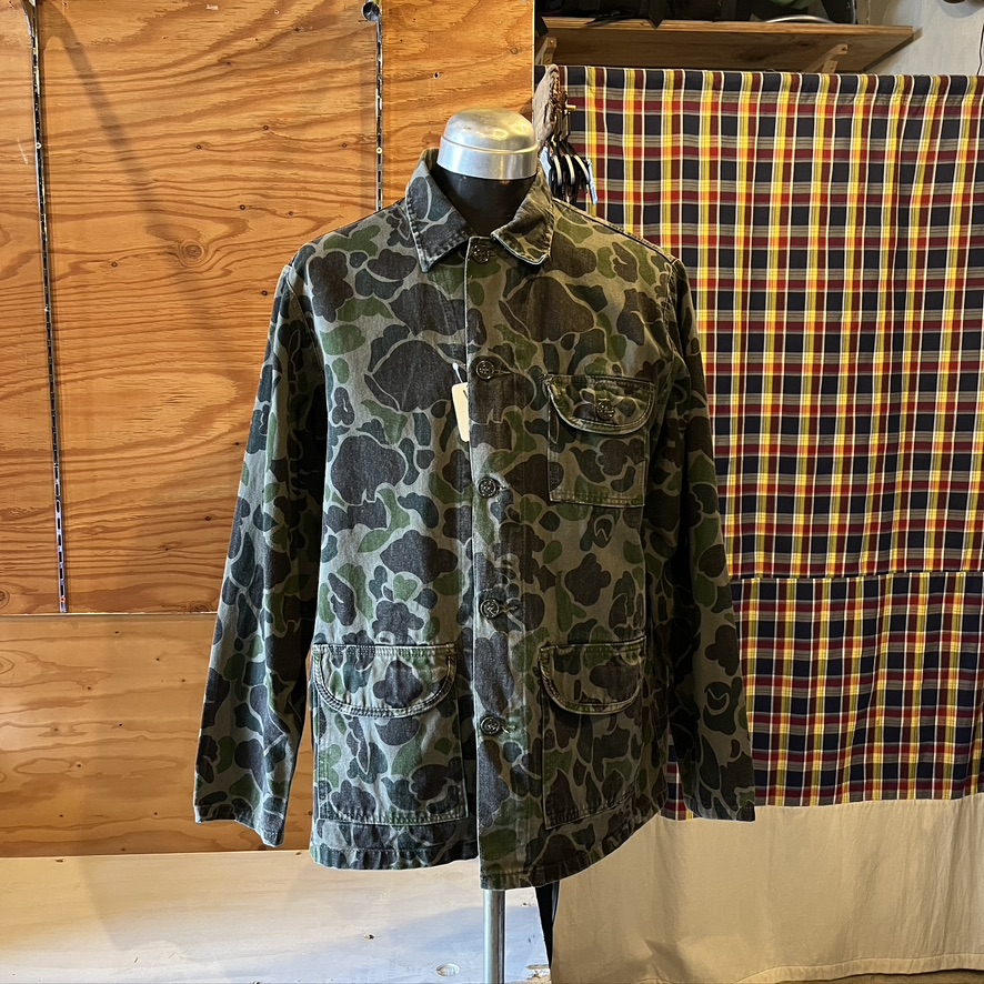VINTAGE CAMO HUNTING JACKET