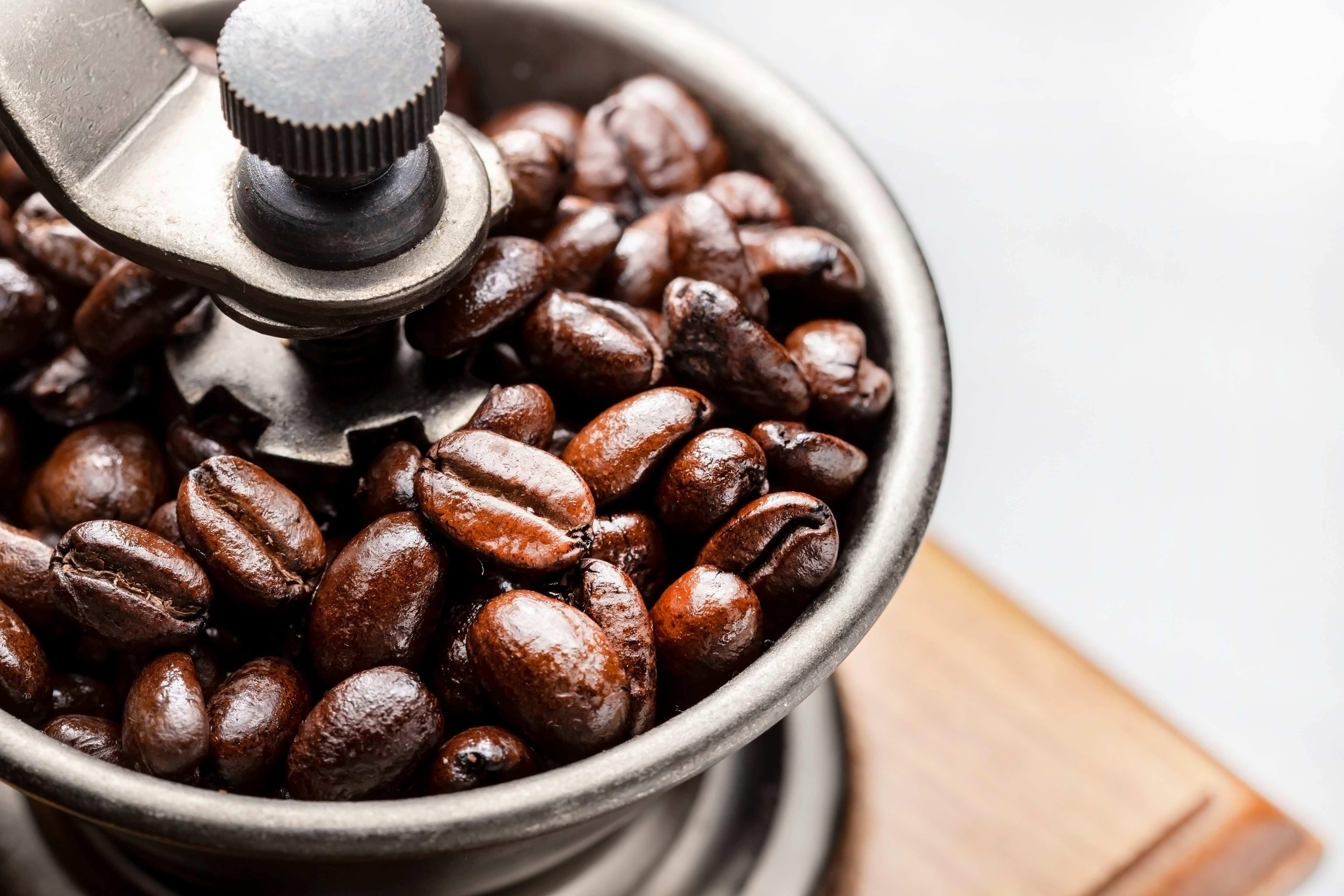 【美味しいコーヒーの淹れ方】１杯のコーヒーにはどのくらいのコーヒー豆が必要？
