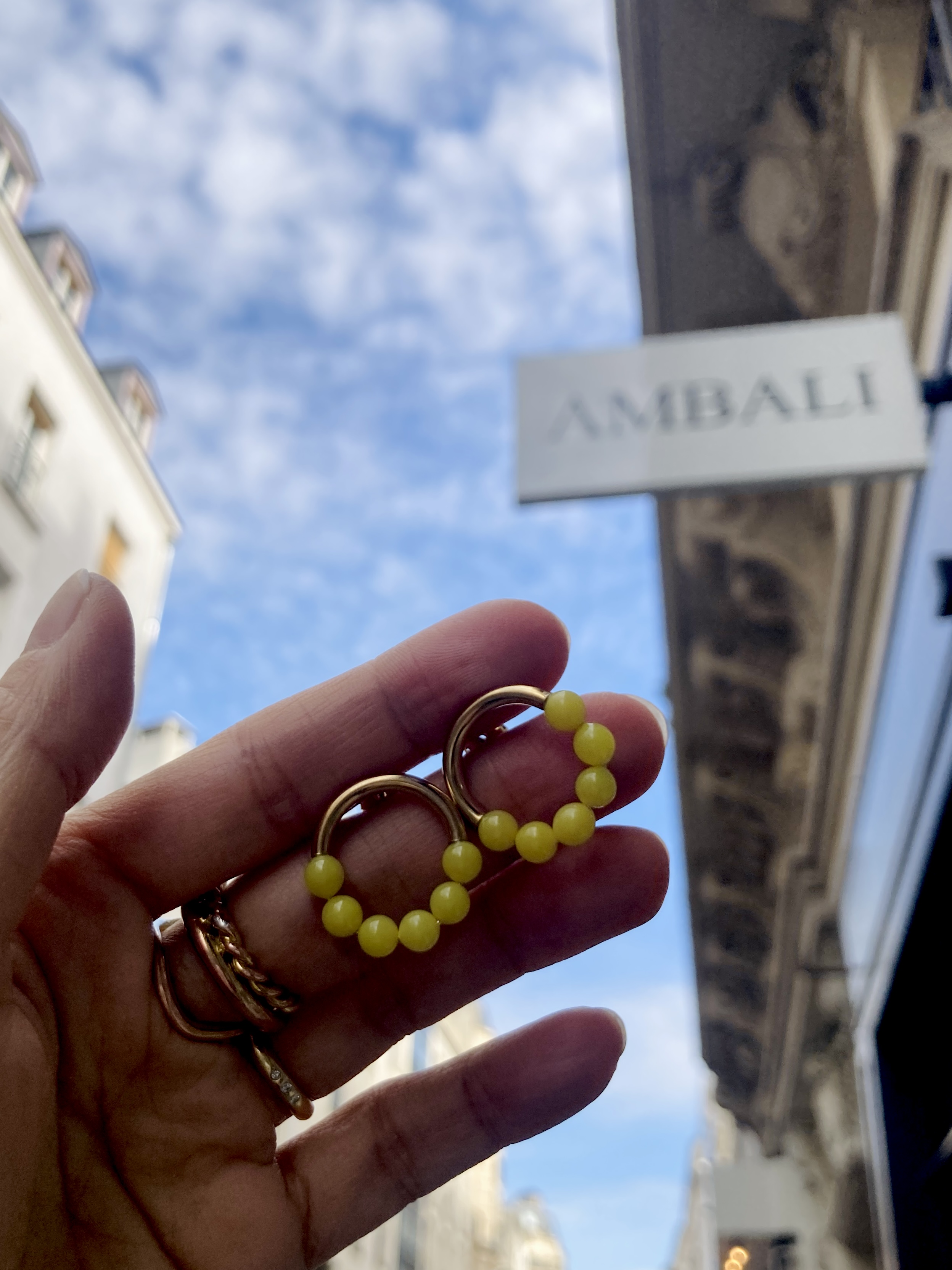 黄色いピアス🍋