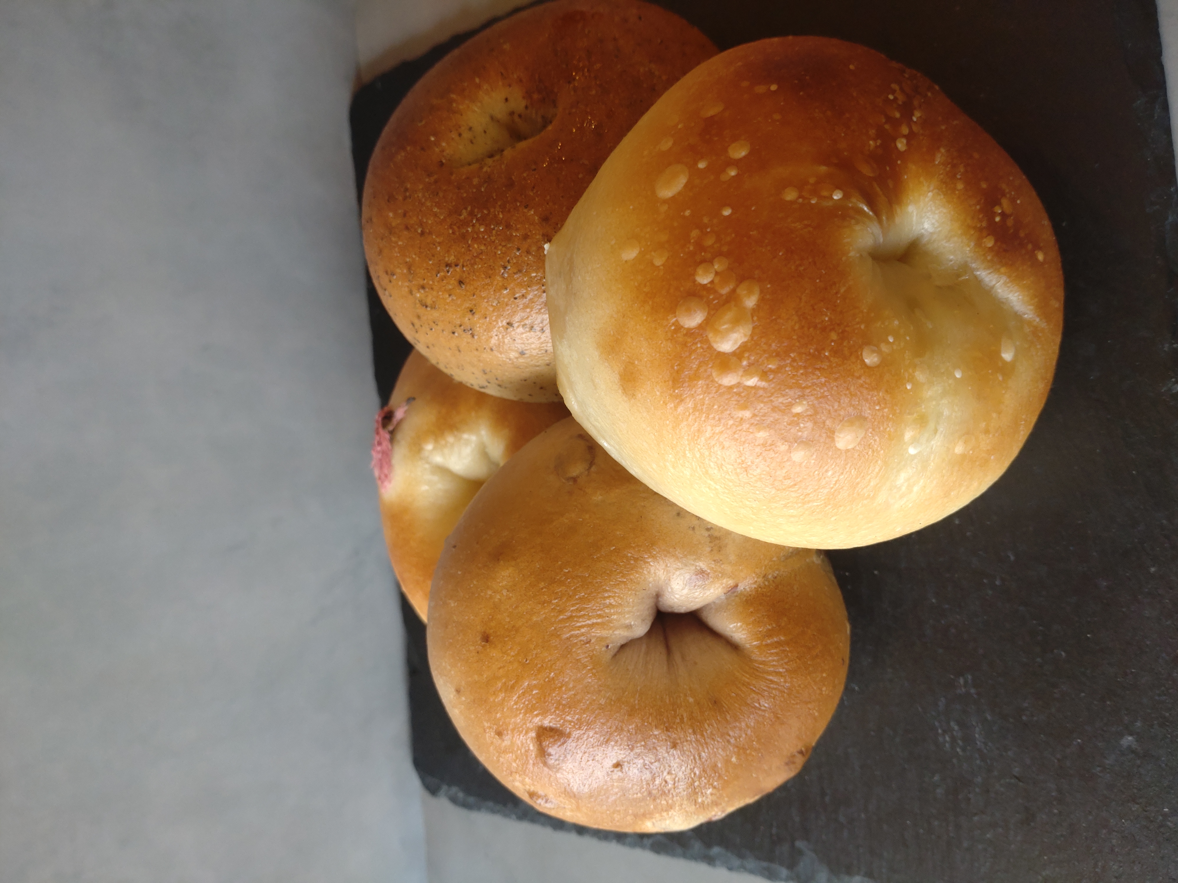 春の訪れを感じる新作ベーグルと、大高の街並み