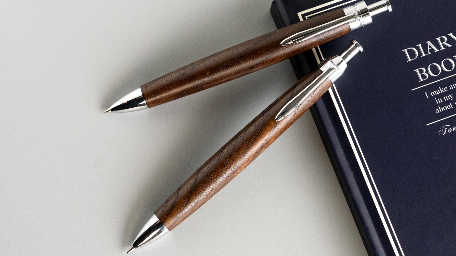 「硬くて、重たい!」神代けやきの良材で作るPenman JP