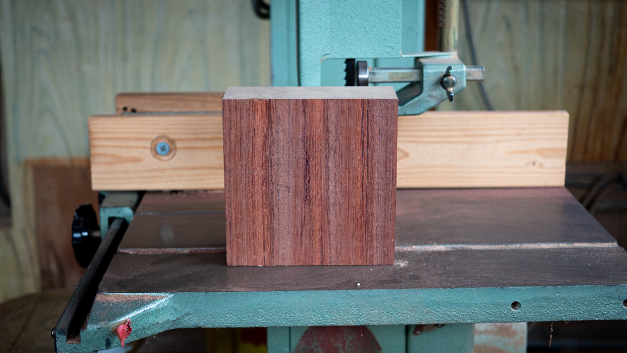 ブビンガの木のペンができるまで|赤くて美しい木