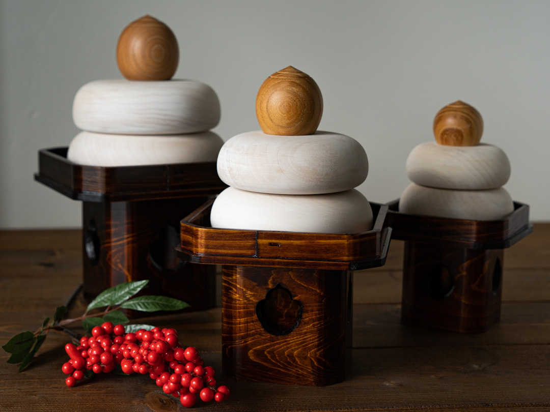 木のお鏡餅が人気の理由｜インテリアに映える“無垢材お飾り”