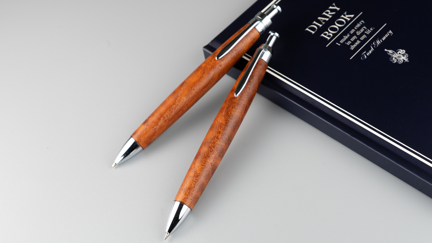 「一生に一度出会えるかどうか。」”赤い”ケンポナシ(縮み杢)のPenman JPを新発売