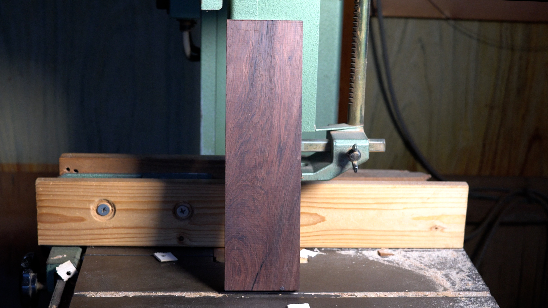 紫檀の木軸シャーペンをつくりました。職人が感じる紫檀の良さとは?