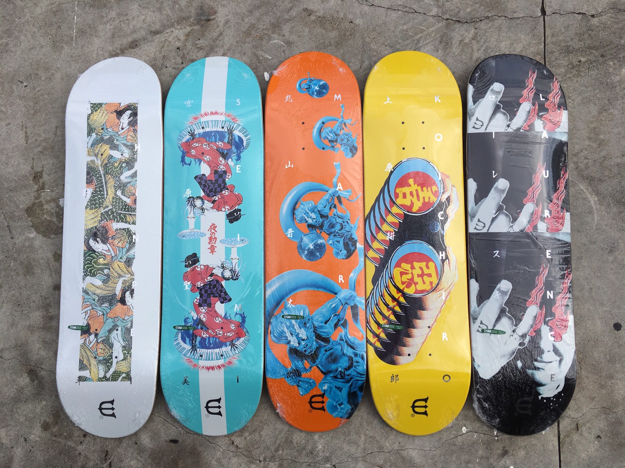 EVISEN HOLIDAY DECK 