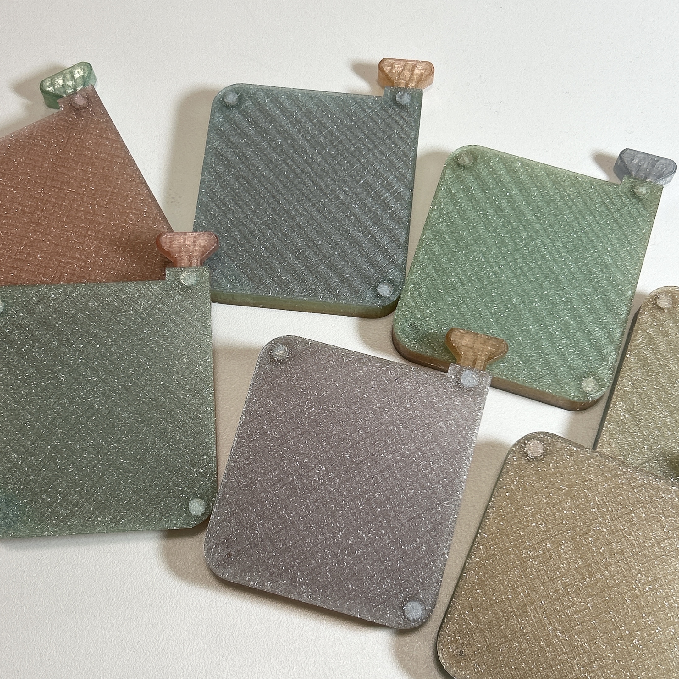 6月のトレイの販売のお知らせです