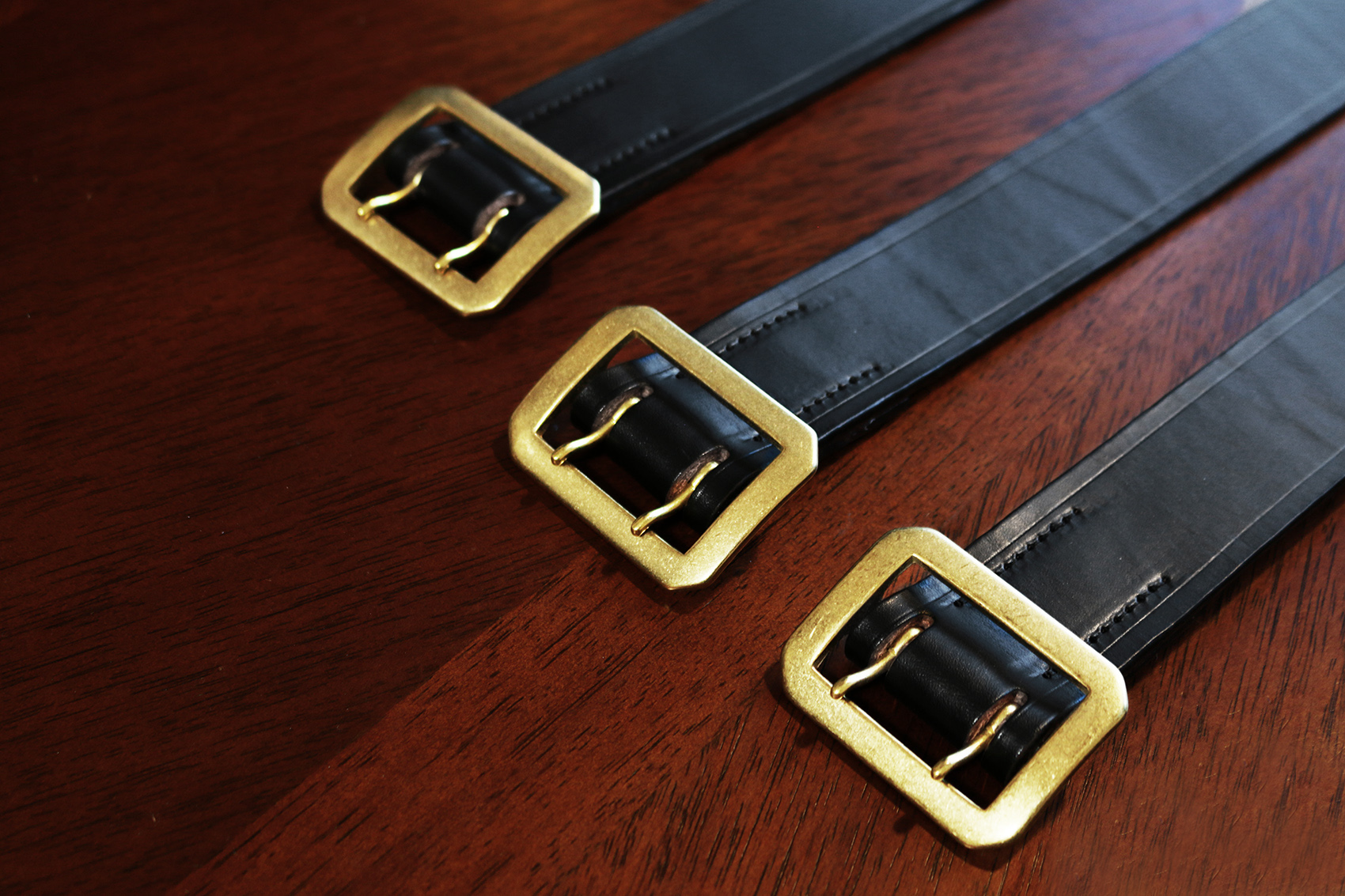 TWINS col.Black-Brass RESTOCK