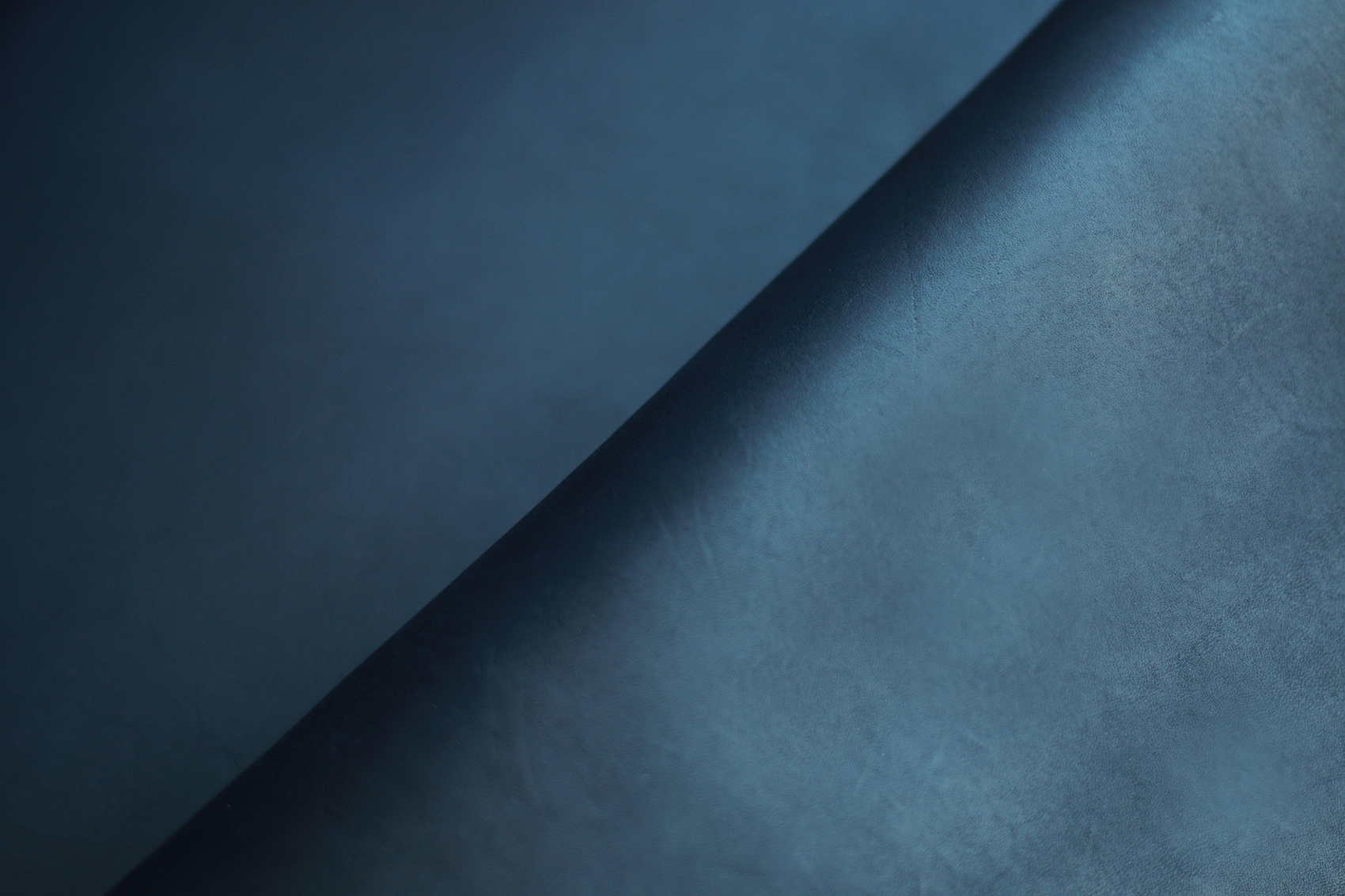 NEW COLOUR "ROYAL NAVY"