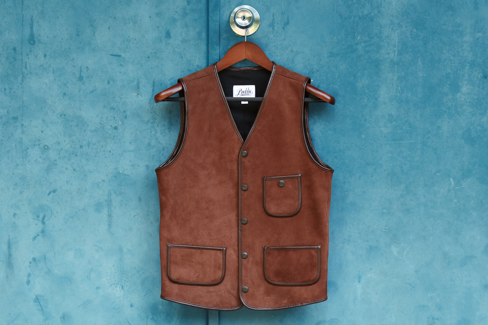 CARBON col.Brown