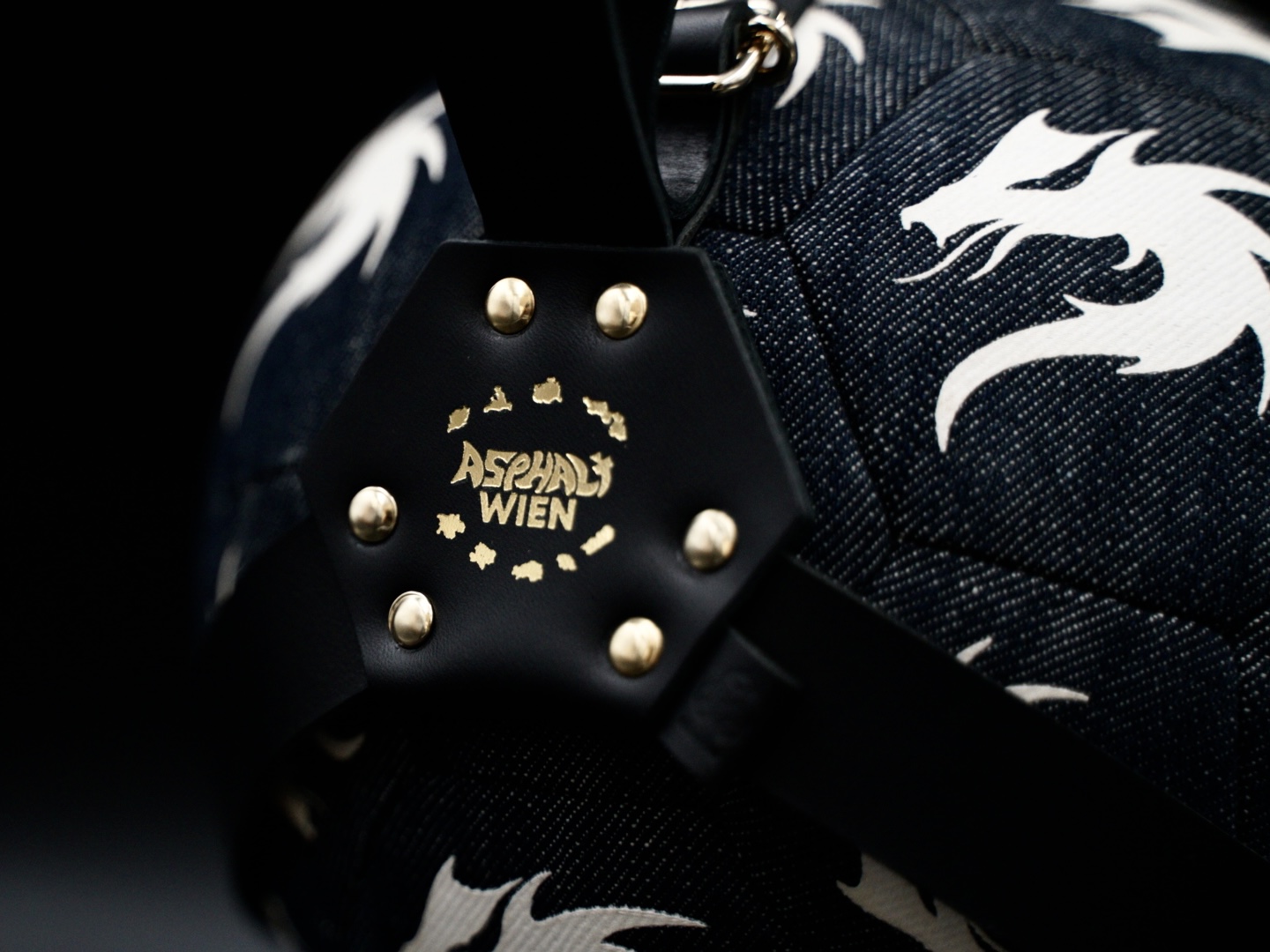 #１４４　SPECIAL COLLABORATION ASPHALT WIEN × ottoman