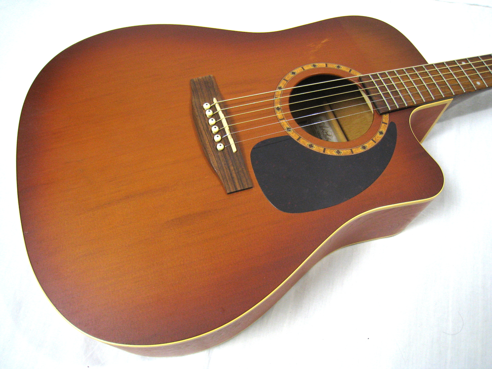 Art&Lutherie アート＆ルシアー CEDAR CW エレアコ仕様 トップ単板 中古