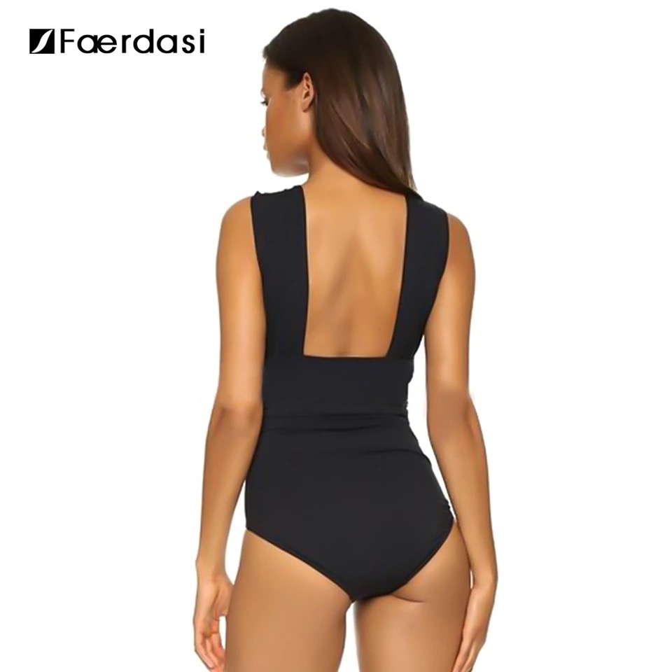 水着、パンツその他色々出品致しました。