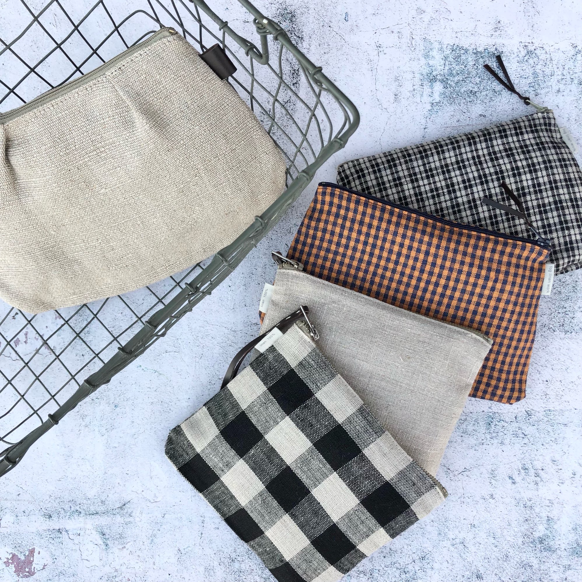 ・・fog linen work　ポーチ入荷しました・・