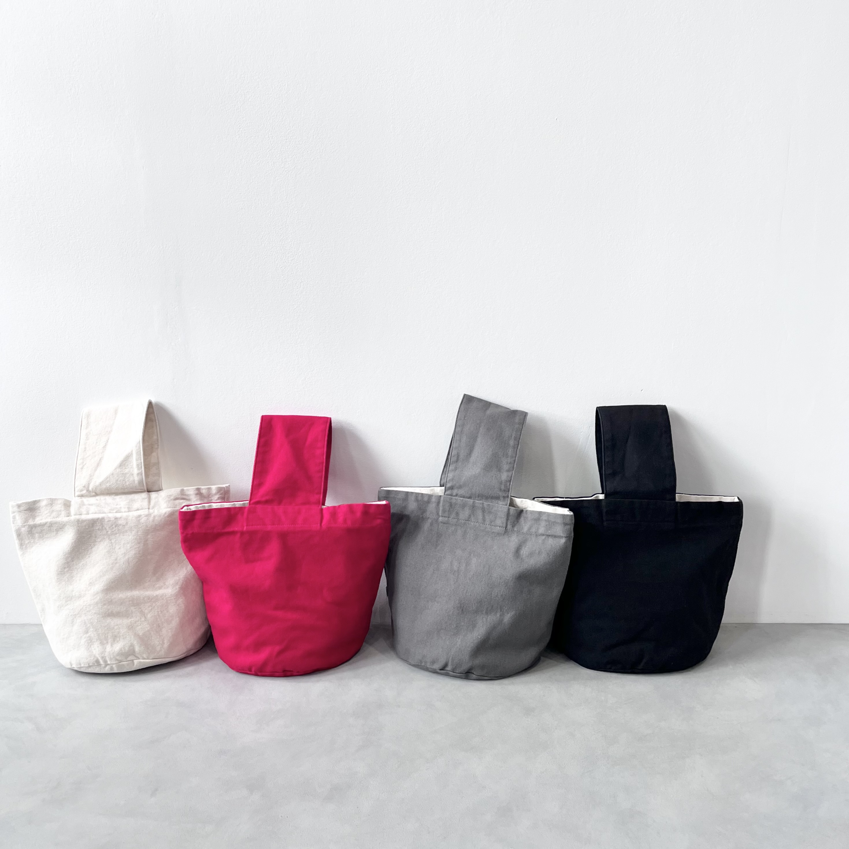 ・・pouto キャンバスバッグ入荷しました・・