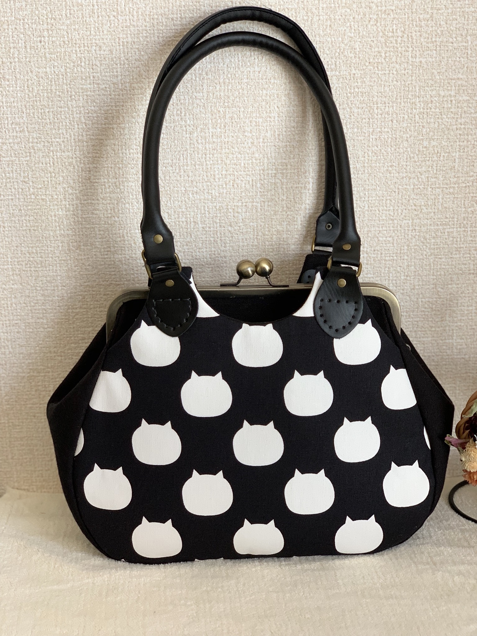 ねこたまあおりバッグ