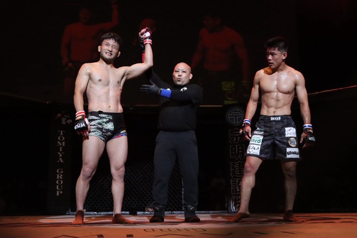 権藤大剛選手試合用コスチューム