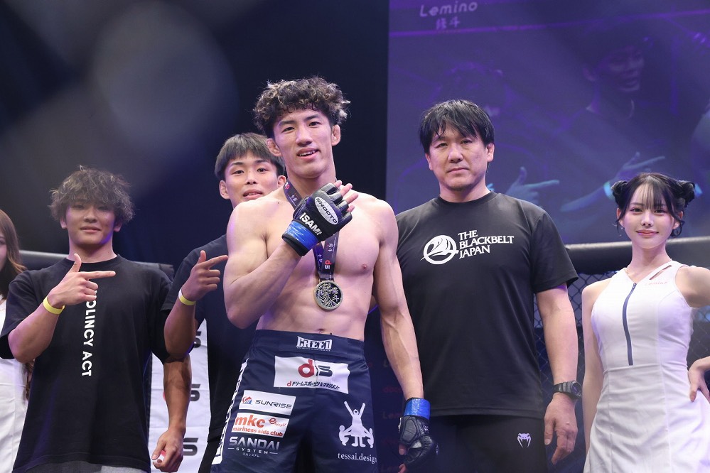 有馬鉄太選手試合用コスチューム