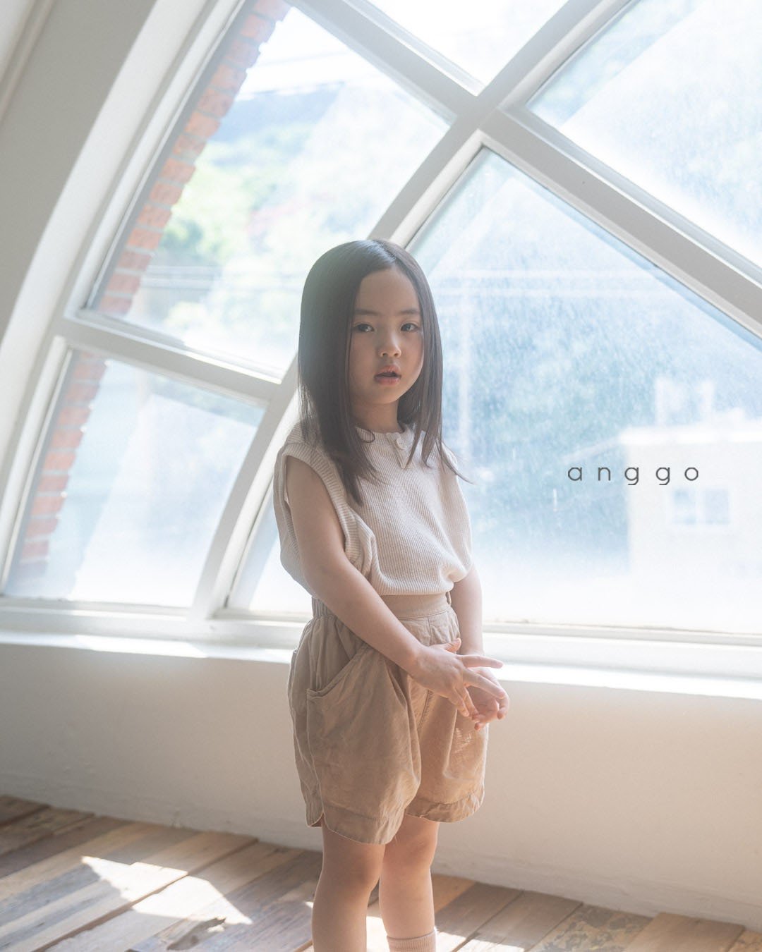 真夏はナチュラル系が涼しげ！韓国キッズ服人気のanggo新作入荷♩
