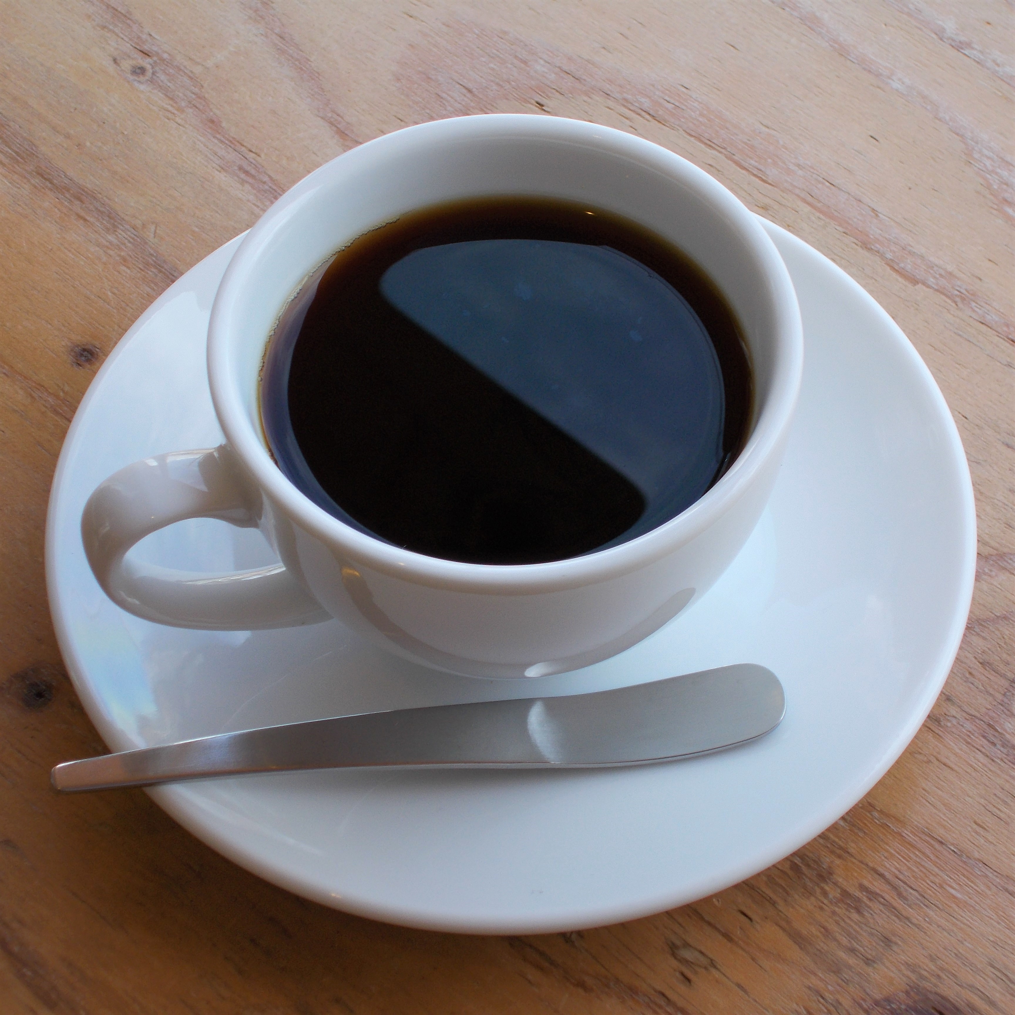 【「おうちコーヒー」：温かいコーヒーもありますよね】