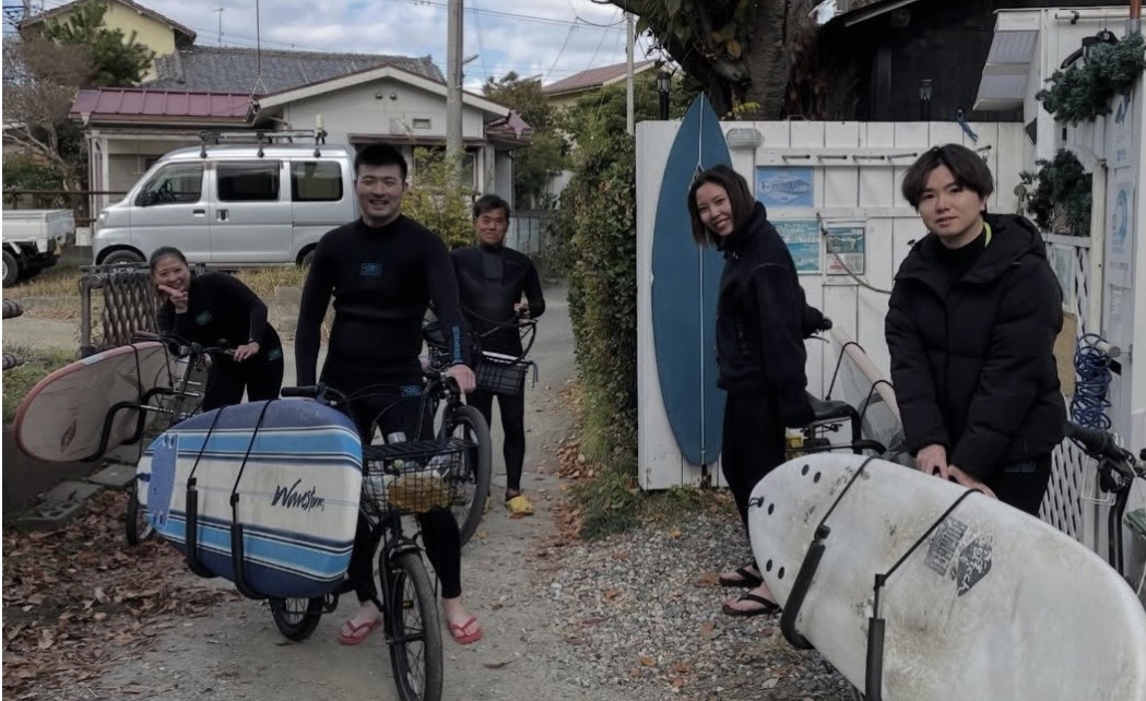 初のMAX人数でのサーフィンスクールを実施させて頂きました