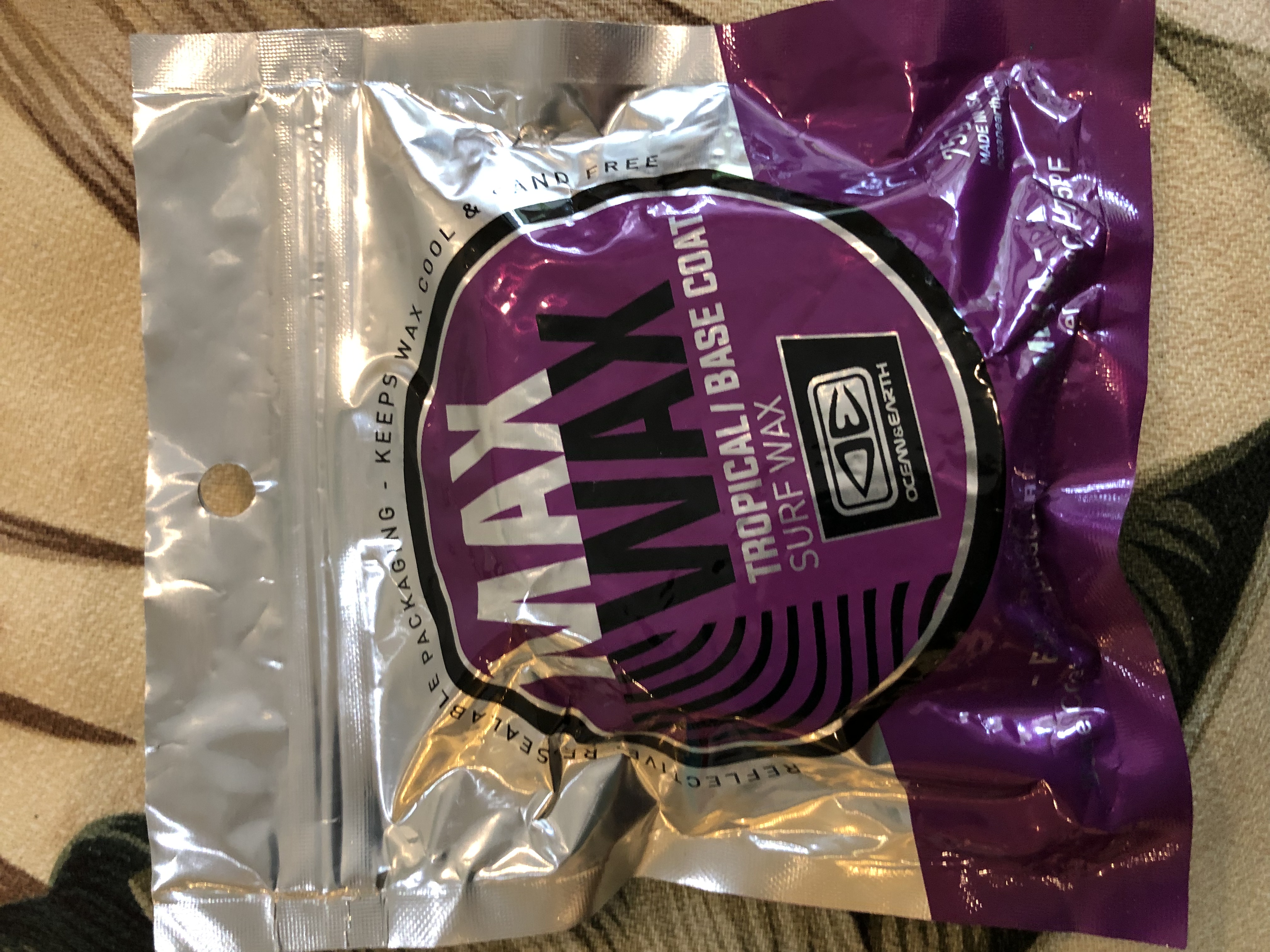 OCEAN&EARTH 発売された アメリカのMAX SURF WAX 
