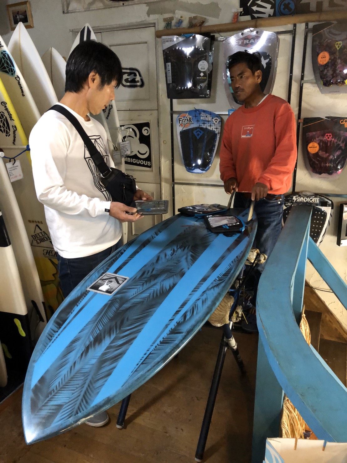 Crystal Dreams SurfBoard 2020  Order fair