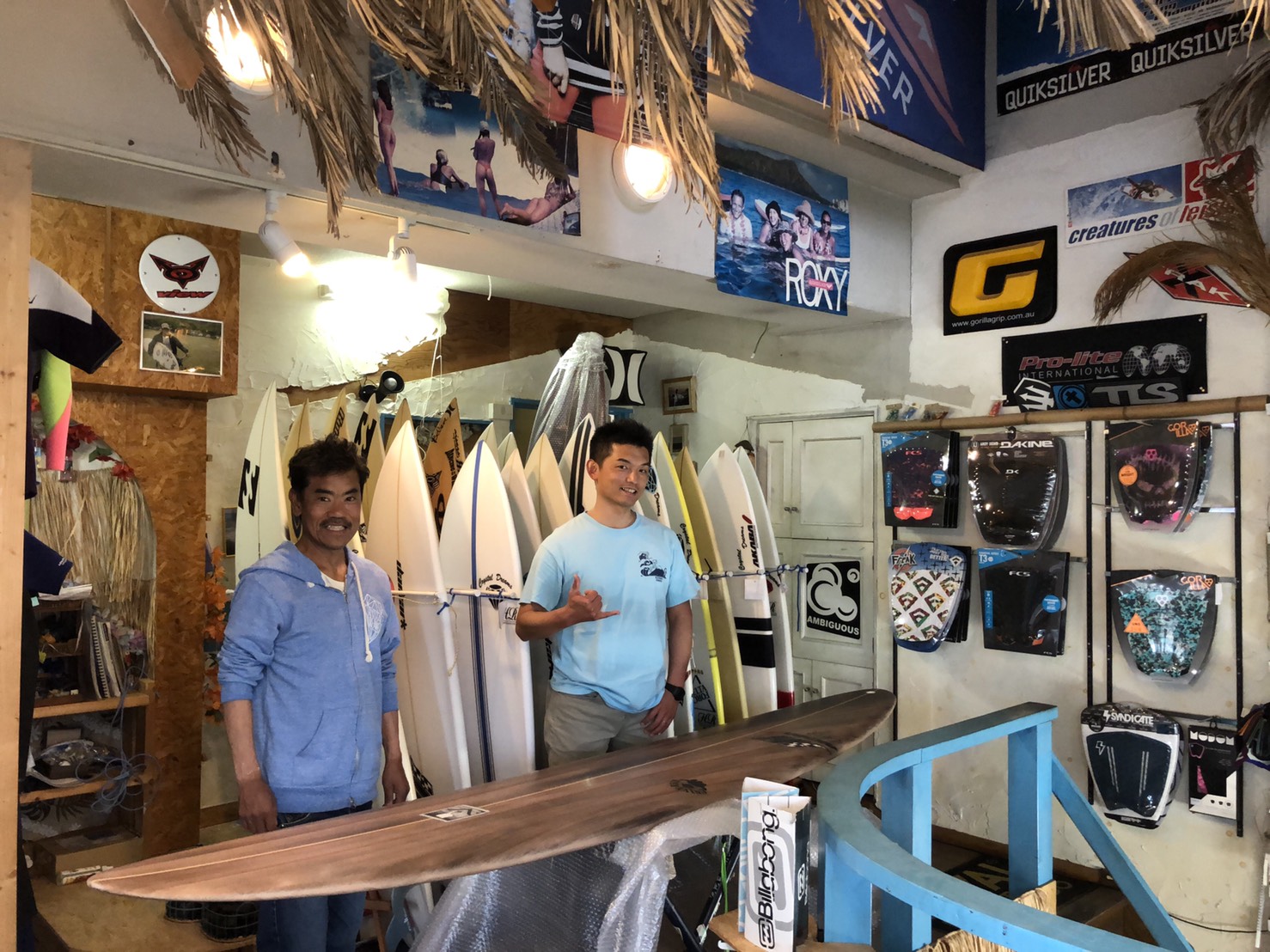 ウッド調のいかした、クリスタルドリームsurfboard