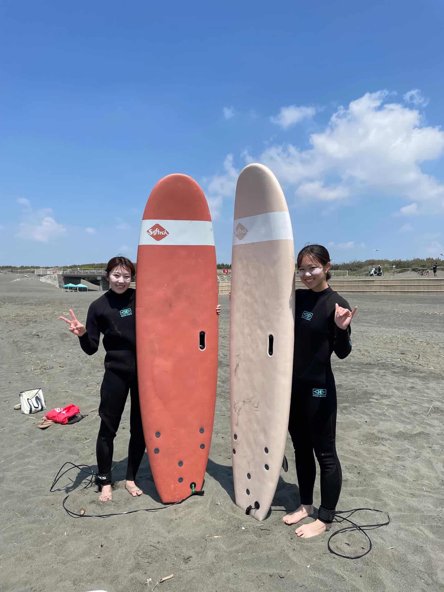 本日のサーフィンスクールは若さ全開
