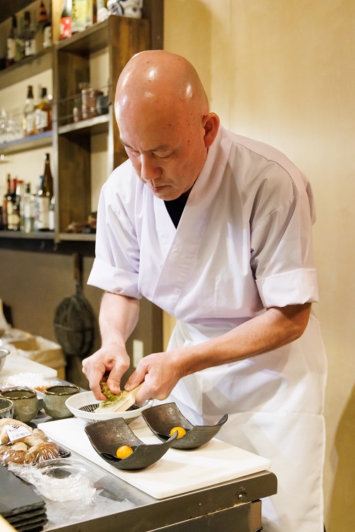 大衆焼鳥店も、高級焼鳥店もOK